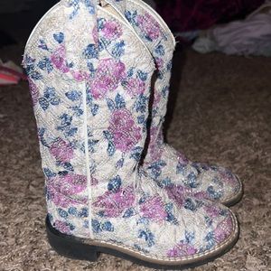 Sparkly old west cowgirl boots
